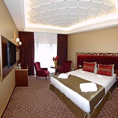 Mb Deluxe Hotel Estambul Exterior foto